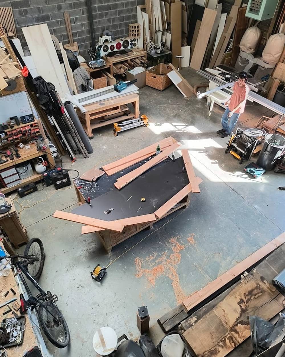 L'arche du pigeonnier assemblée sur gabarit à l'atelier du Wood Gang