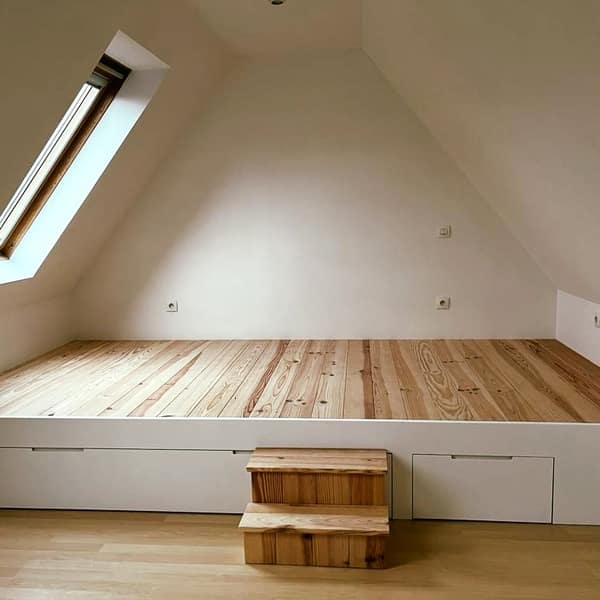 Aménagement intérieur en bois sur mesure par Le Wood Gang : Retour à Fretin après la mise en peinture effectuée par nos clients !