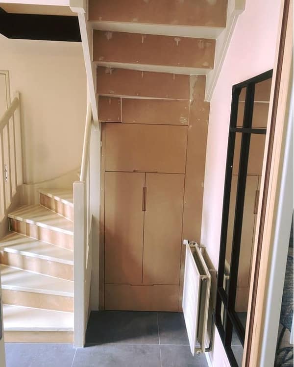 Aménagement intérieur en bois sur mesure par Le Wood Gang : On se demande souvent si ça vaut vraiment le coup le "sur-mesure"...🧐