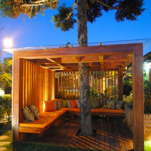 Aménagement extérieur en bois par Le Wood Gang : UNE PETITE TERRASSE CE WEEK-END ? 🌧🌧🌧🙄