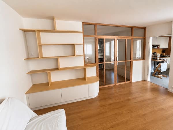 Porte ou verrière en bois sur mesure par Le Wood Gang : 1er aperçu de ce magnifique projet à Lille (La suite bientôt) ! C'est fou ce qu'une touche du wood gang peut…