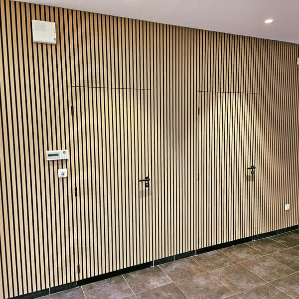 Agencement bois pour professionnels par Le Wood Gang : Hé oui, le Wood ça marche aussi en entreprise 😎👌