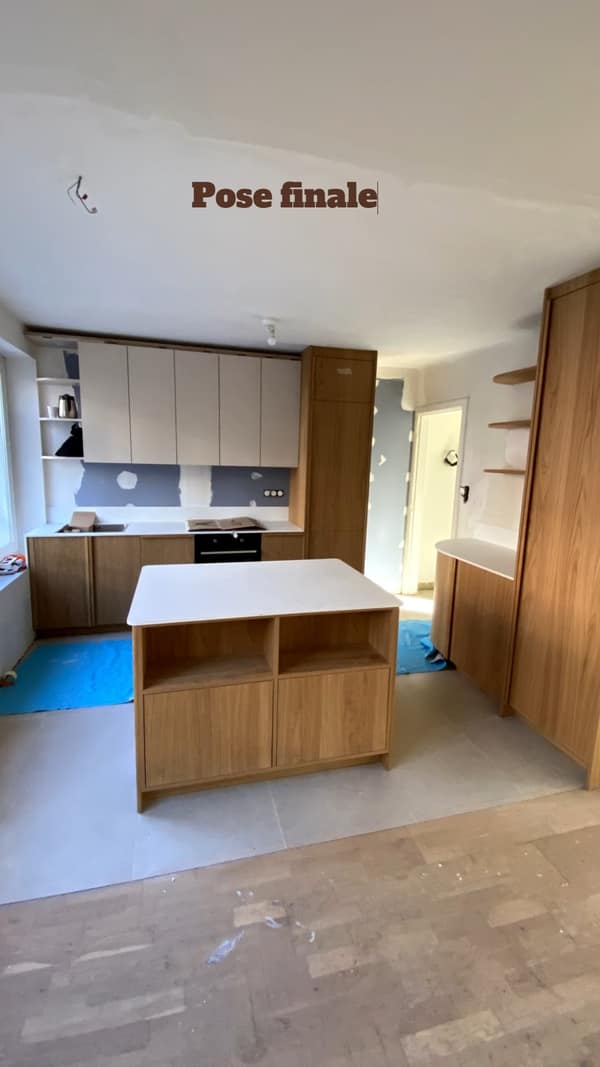 Réalisation en bois sur mesure par Le Wood Gang : On a eu la bonne compagnie d'Augustin, futur Architecte, en stage pendant 2 semaines. Il vous fait partager le…