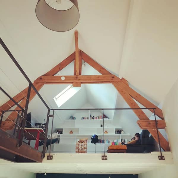 Aménagement intérieur en bois sur mesure par Le Wood Gang : Des nouvelles de cette bibliothèque géante !