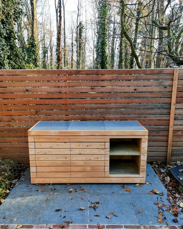 Aménagement extérieur en bois par Le Wood Gang : Dans la famille mélèze, je demande....