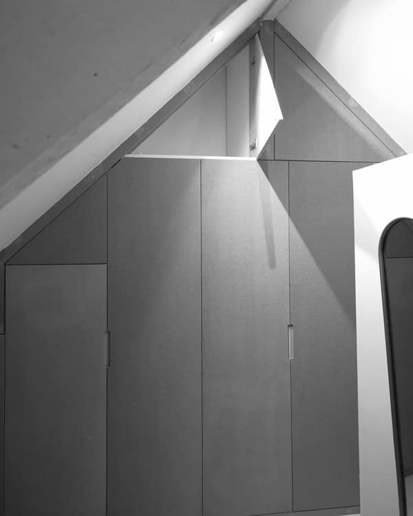 Aménagement intérieur en bois sur mesure par Le Wood Gang : Super projet chez une famille au top ! Merci beaucoup pour leur patience 🙂