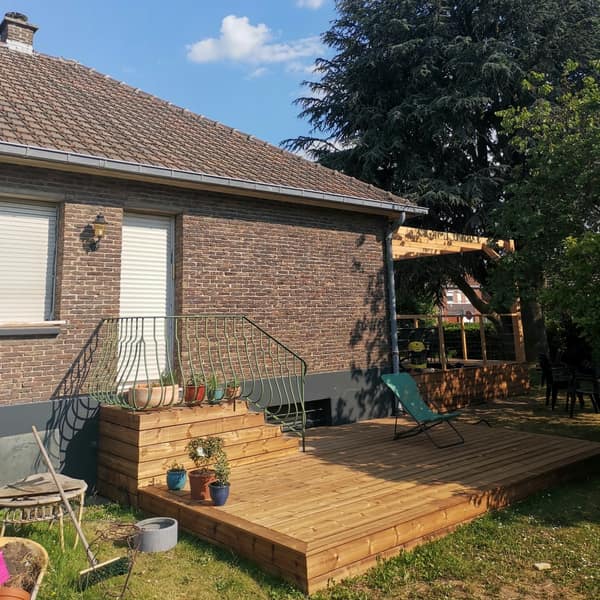 Aménagement extérieur en bois par Le Wood Gang : Suite du super projet à Lezennes