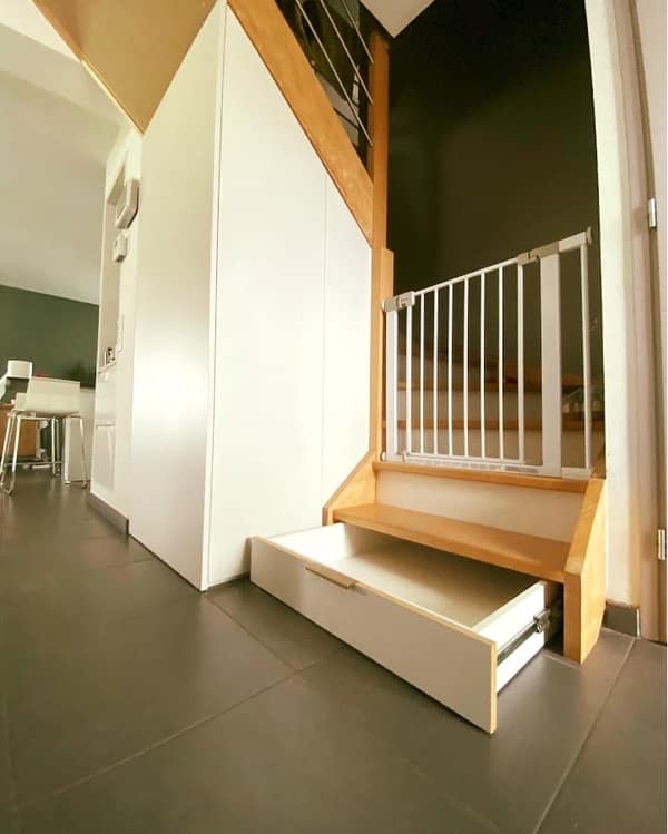 Aménagement intérieur en bois sur mesure par Le Wood Gang : Quelque soit la configuration de vos escaliers, Il y a toujours une possibilité d'optimiser 🤓