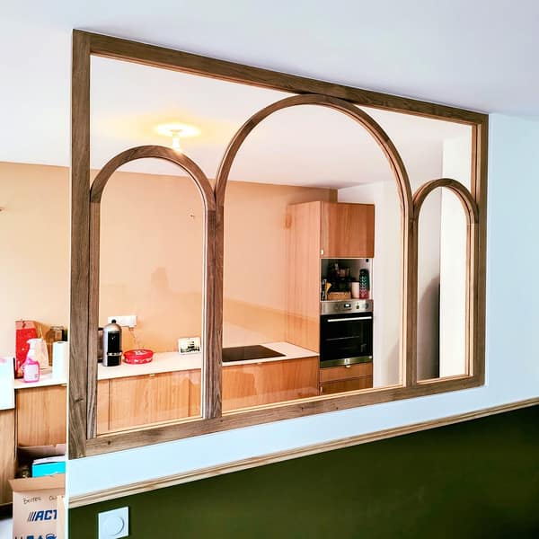 Porte ou verrière en bois sur mesure par Le Wood Gang : Vous n'avez peut-être pas été assez sages pour que le petit papa Wood vous apporte votre verrière pour les…