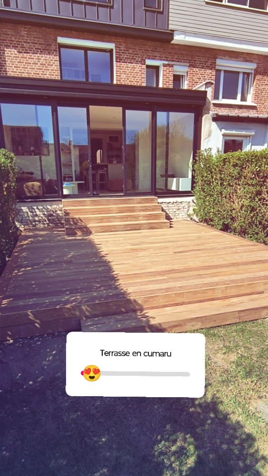 Aménagement extérieur en bois par Le Wood Gang : Terrasse sur-mesure avec escaliers intégrés